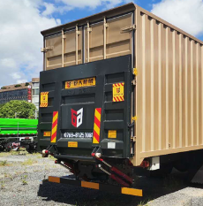 Truck tailboard